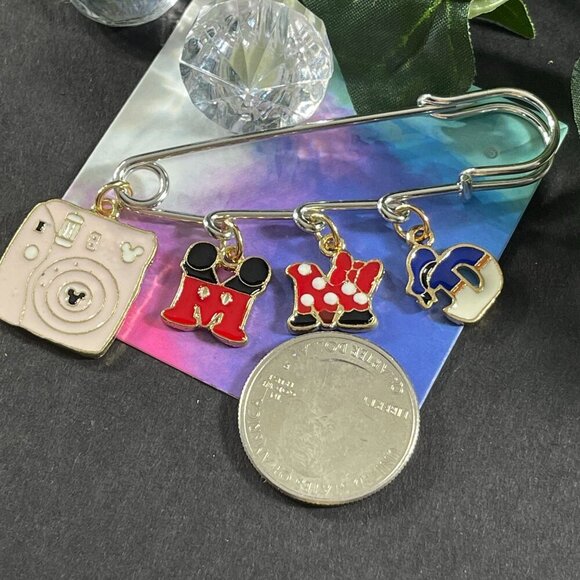 Mickey Minnie Mouse Lapel Pin Donald Duck Safety Pin Brooch Jewelry Accessories - Picture 5 of 11